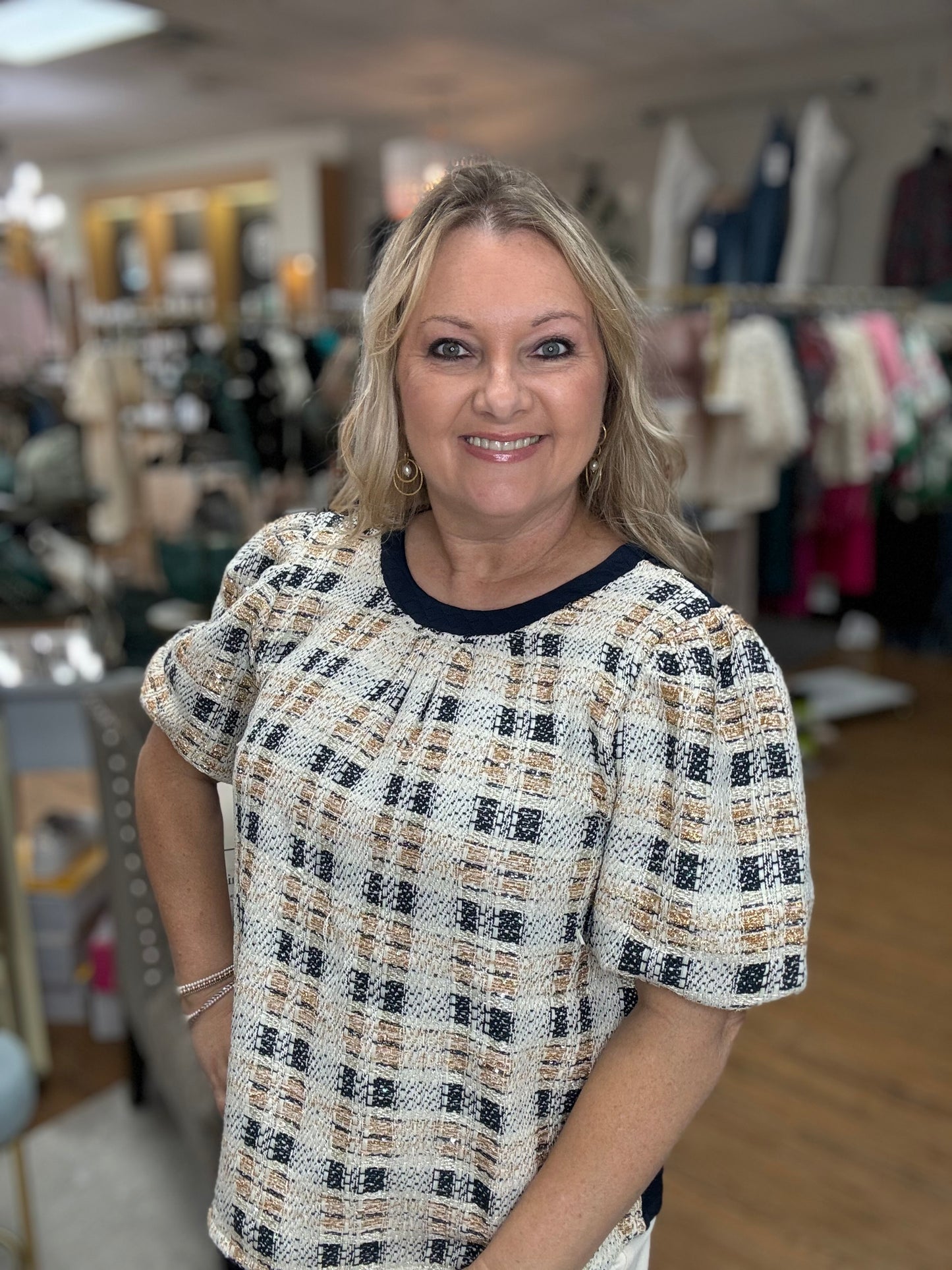 TWEED BUBBLE SLEEVE CONTRAST BACK TOP