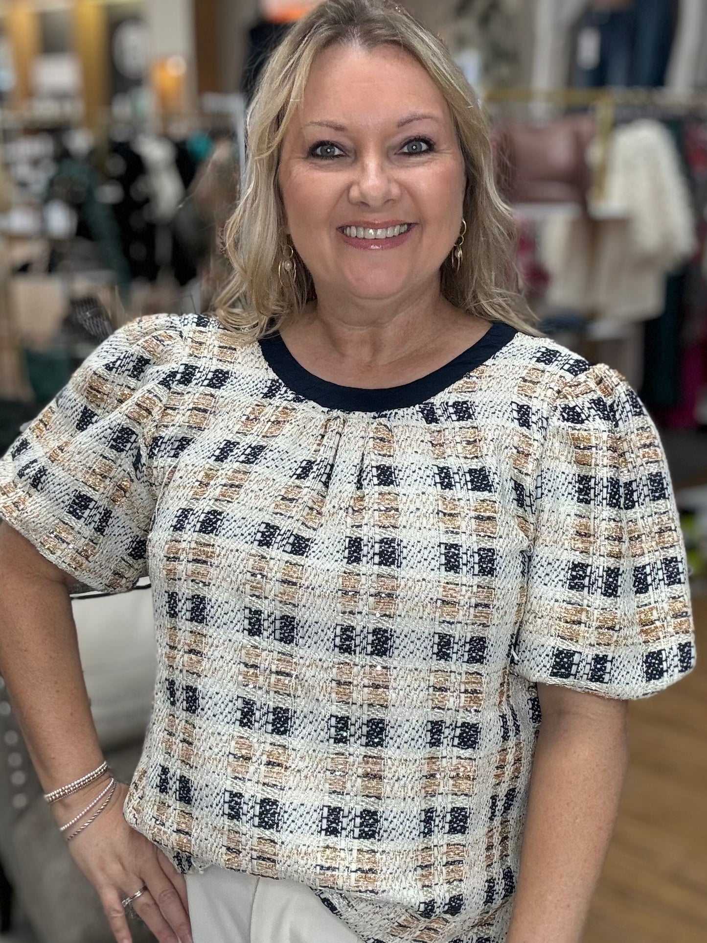 TWEED BUBBLE SLEEVE CONTRAST BACK TOP