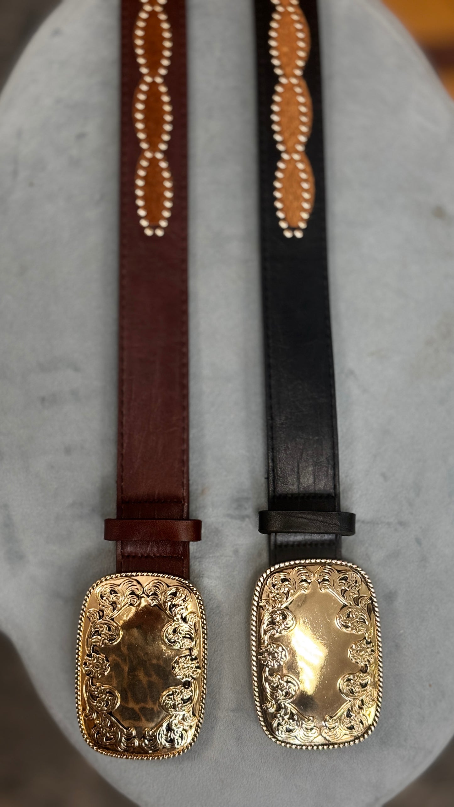Large gold Bucket Cow hair detail belt