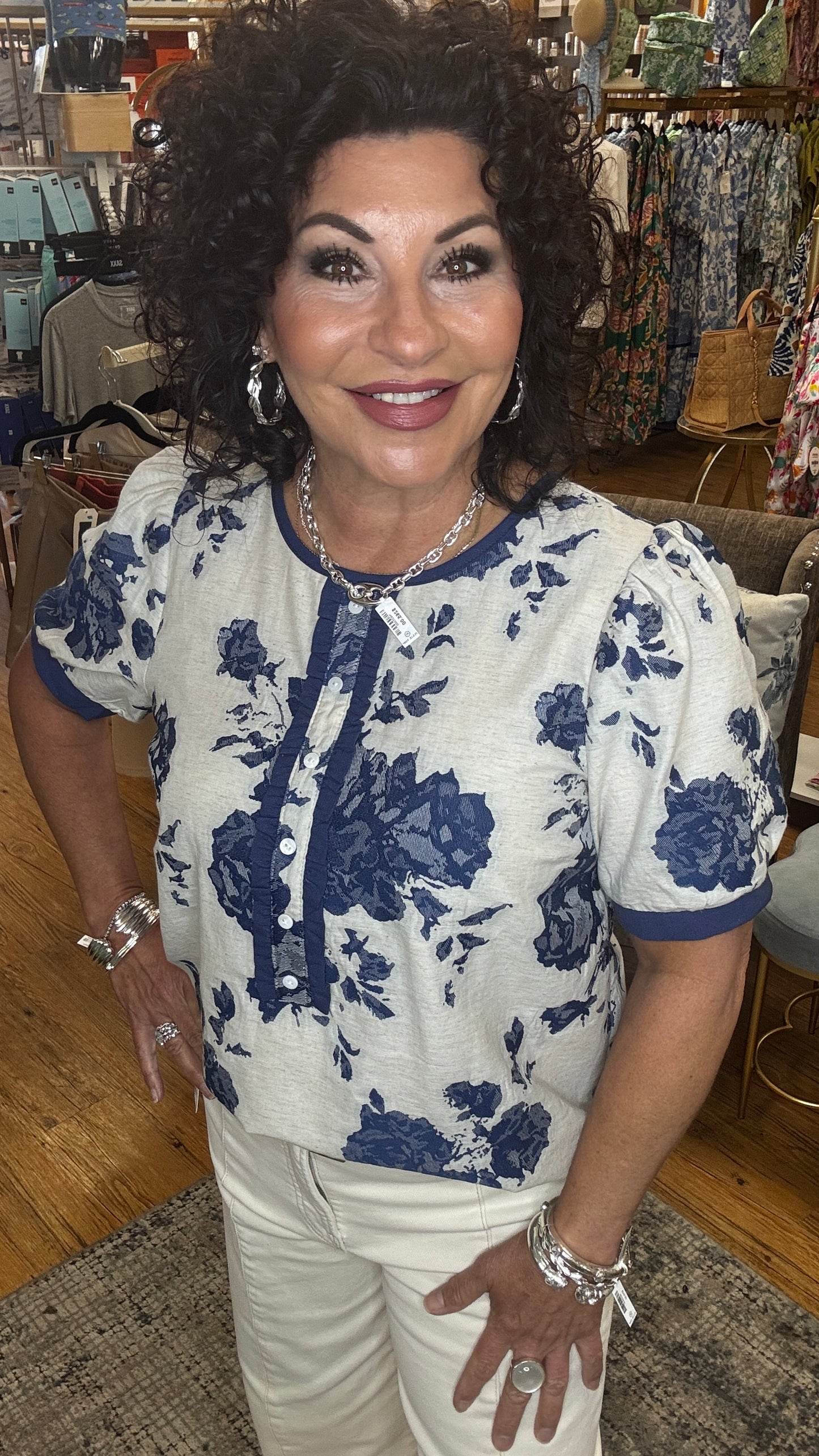 Jacquard Print Top w/Quater Button