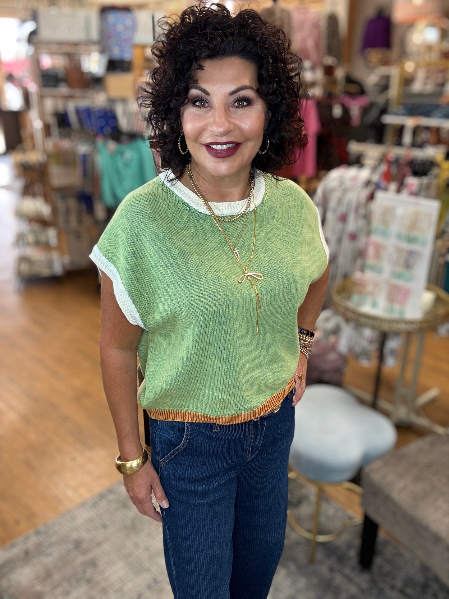 Sleeveless Sweater Colored Trim