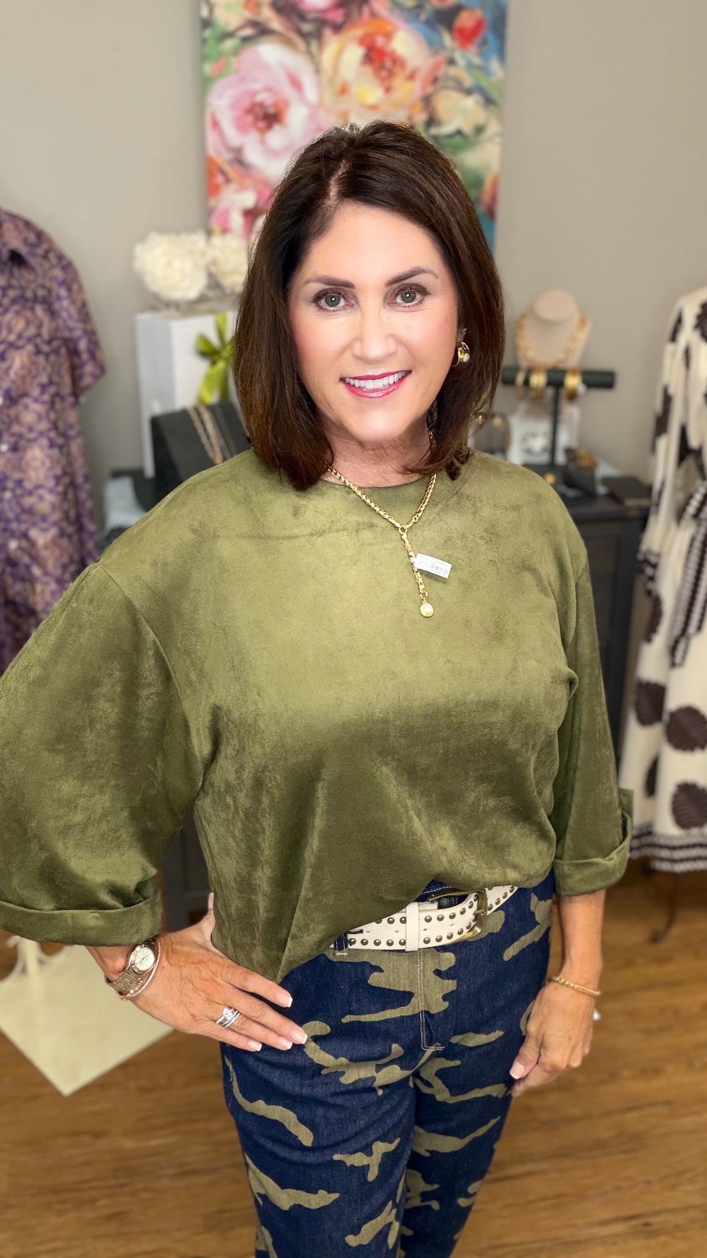 Round neck Wide Sleeve Cuff Top