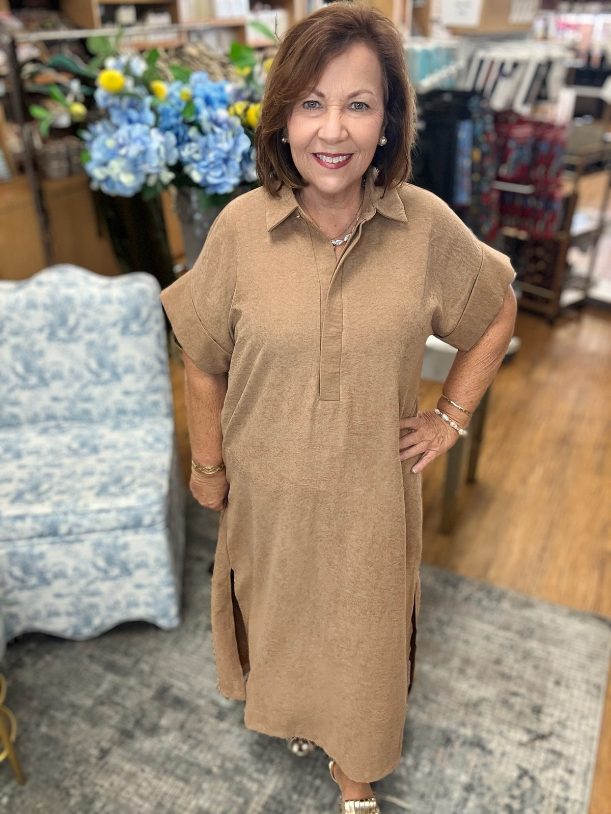 Midi Dress w/Shirt Collar Gold Buttons