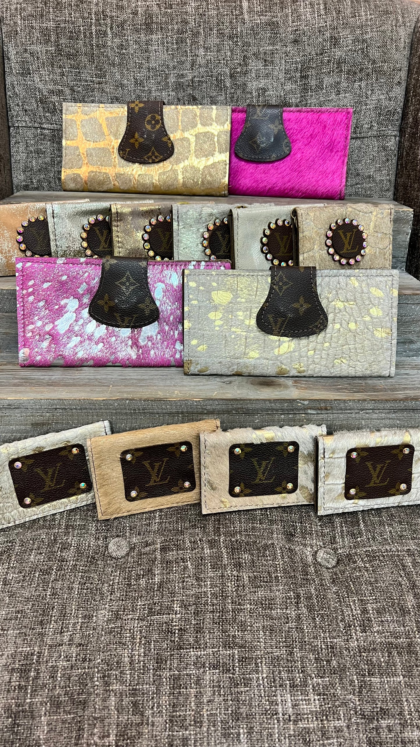 Upcycle Louis credit card holder
