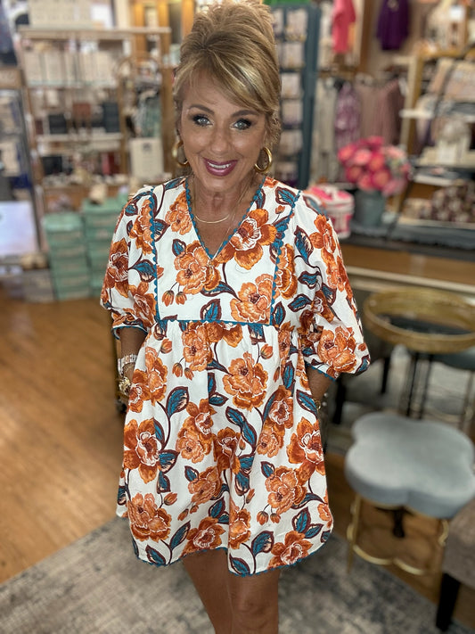 Floral pattern V-neck cuff band ¾ sleeve pullover mini dress