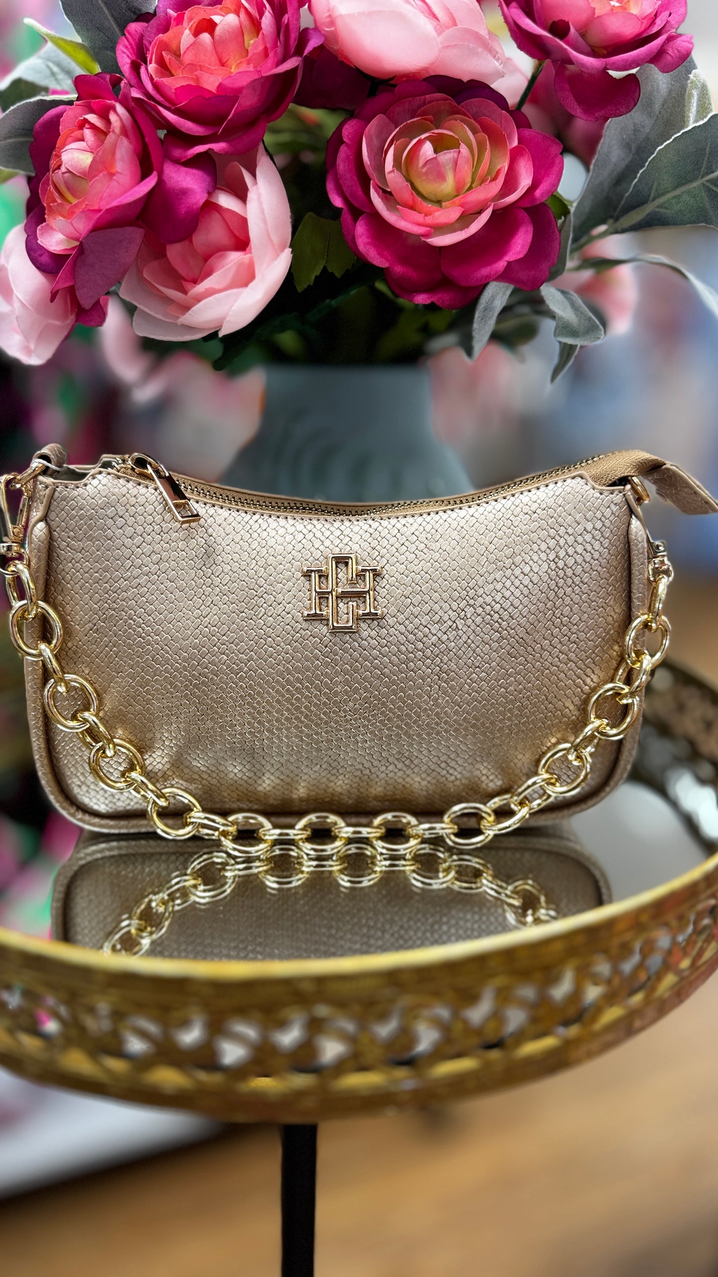 Joan Crossbody