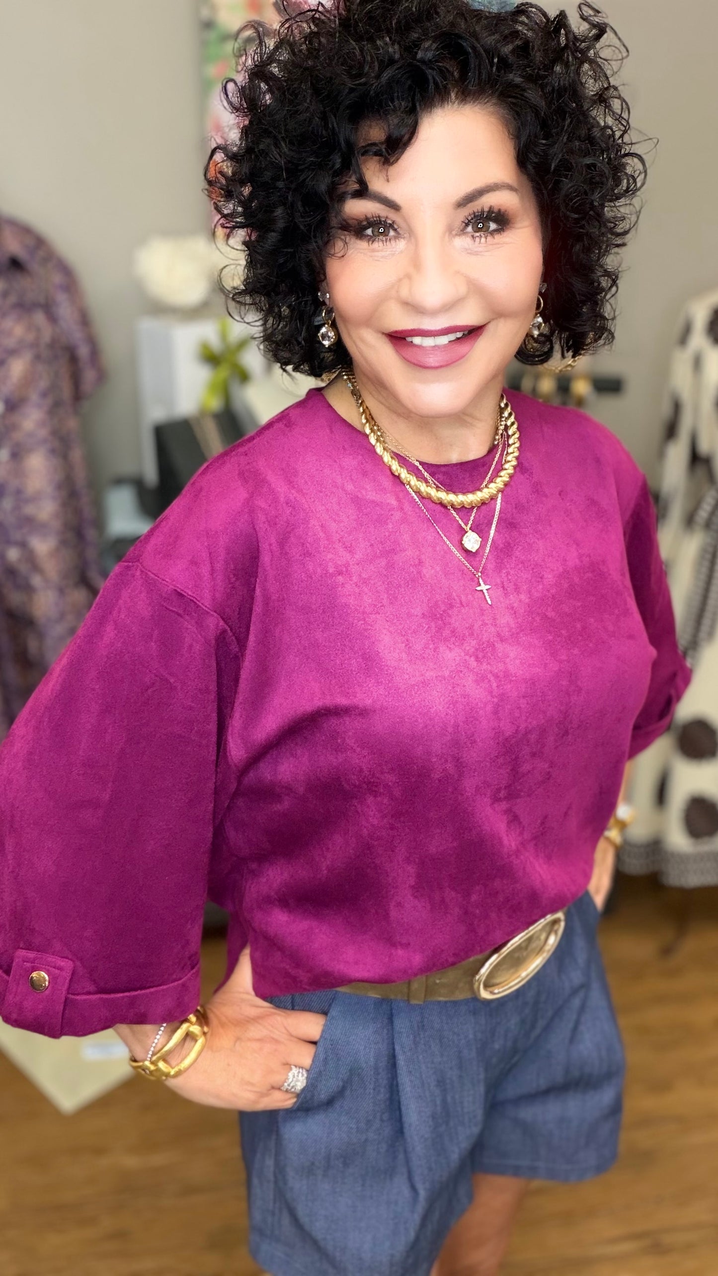 Round neck Wide Sleeve Cuff Top