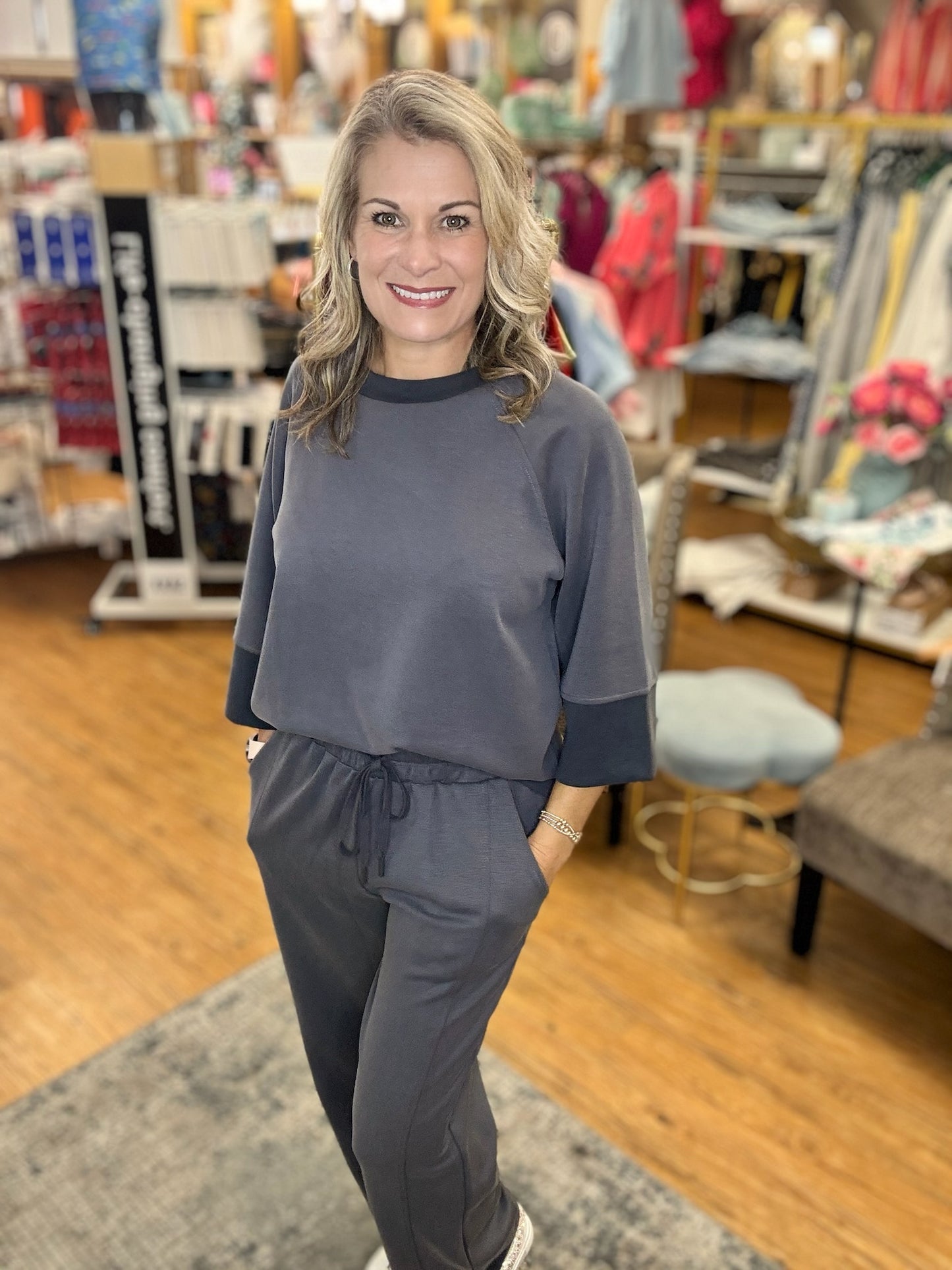 Colorblock Crew Neck top