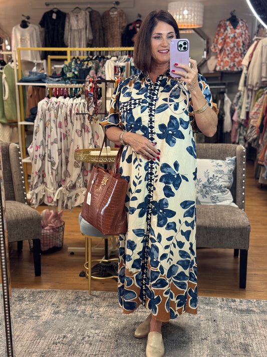Botanical print ¾ sleeve midi shirt dress featuring abstract contrast band