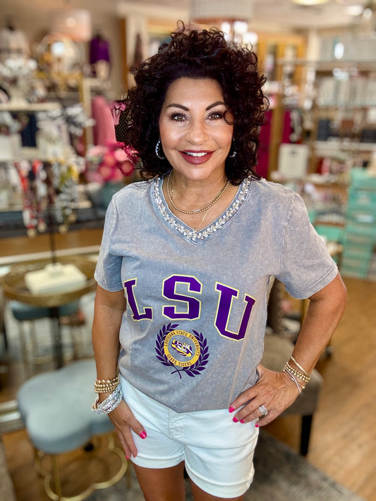 LSU TIGERS ICONIC EDGE RELAXED FIT TEE WITH JEWELED RHINESTONE V-NECK TOP