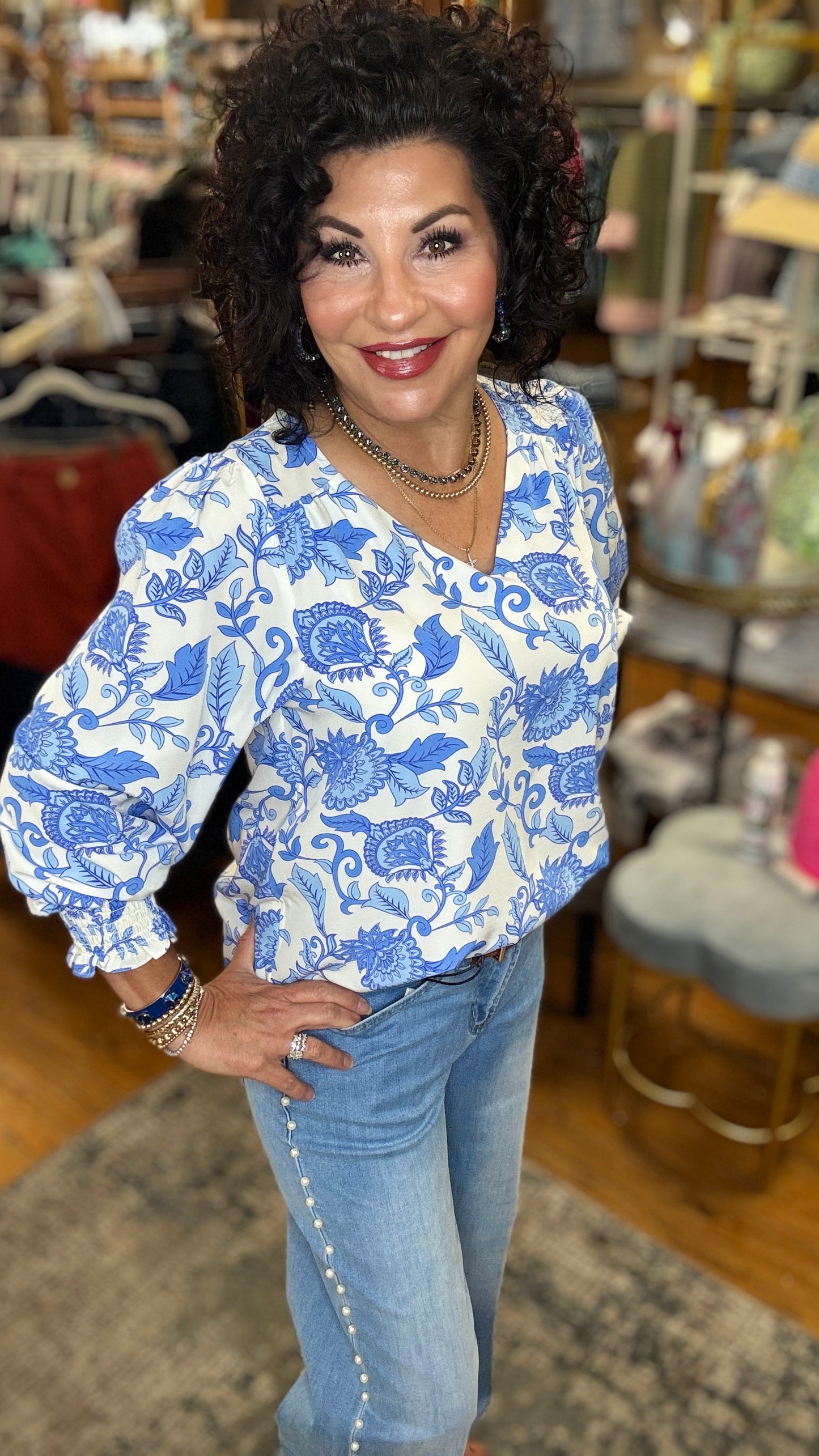 Ashlyn Porcelain Vines Mary Square