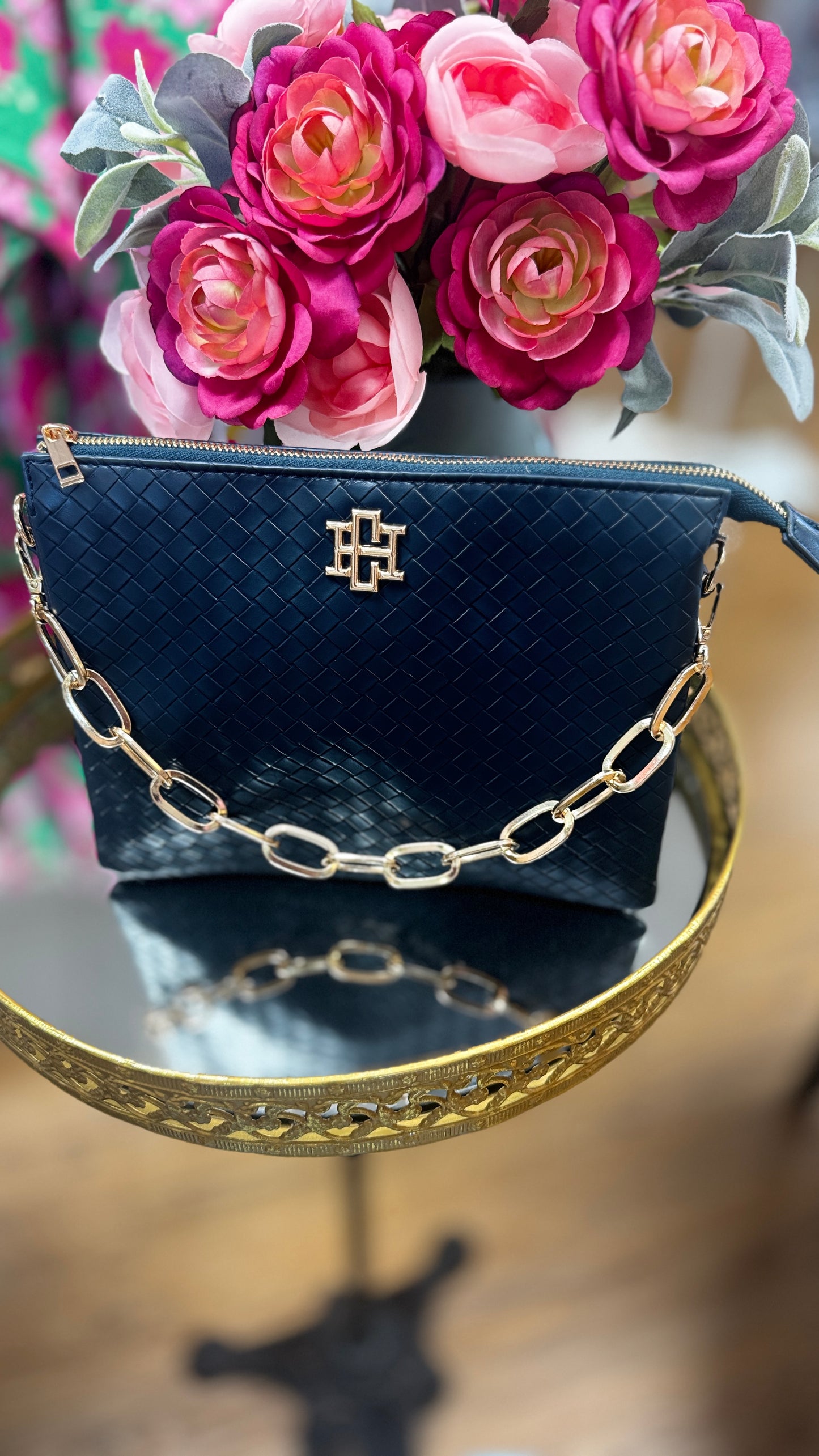 Ariana Crossbody