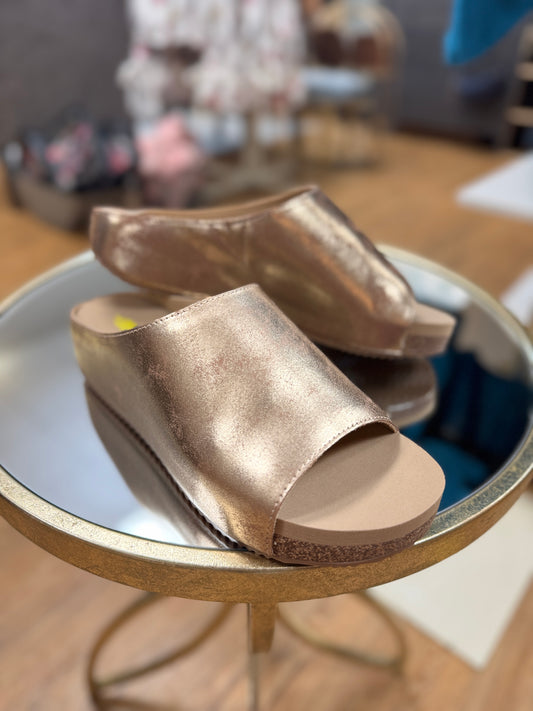 Wren Faux Leather Sandal w/inside gore