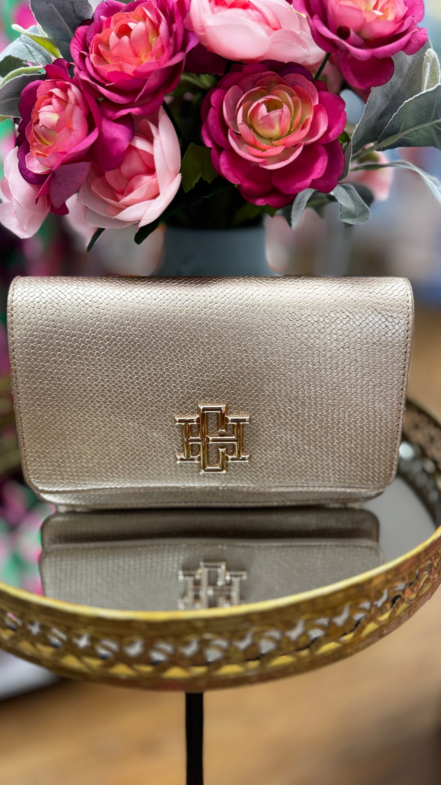 Bryn Clutch Crossbody