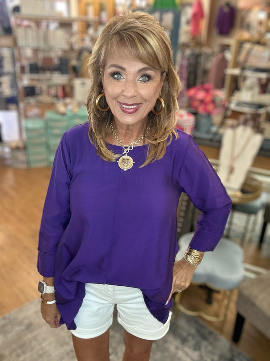 Seamed 3/4 Sleeve Top