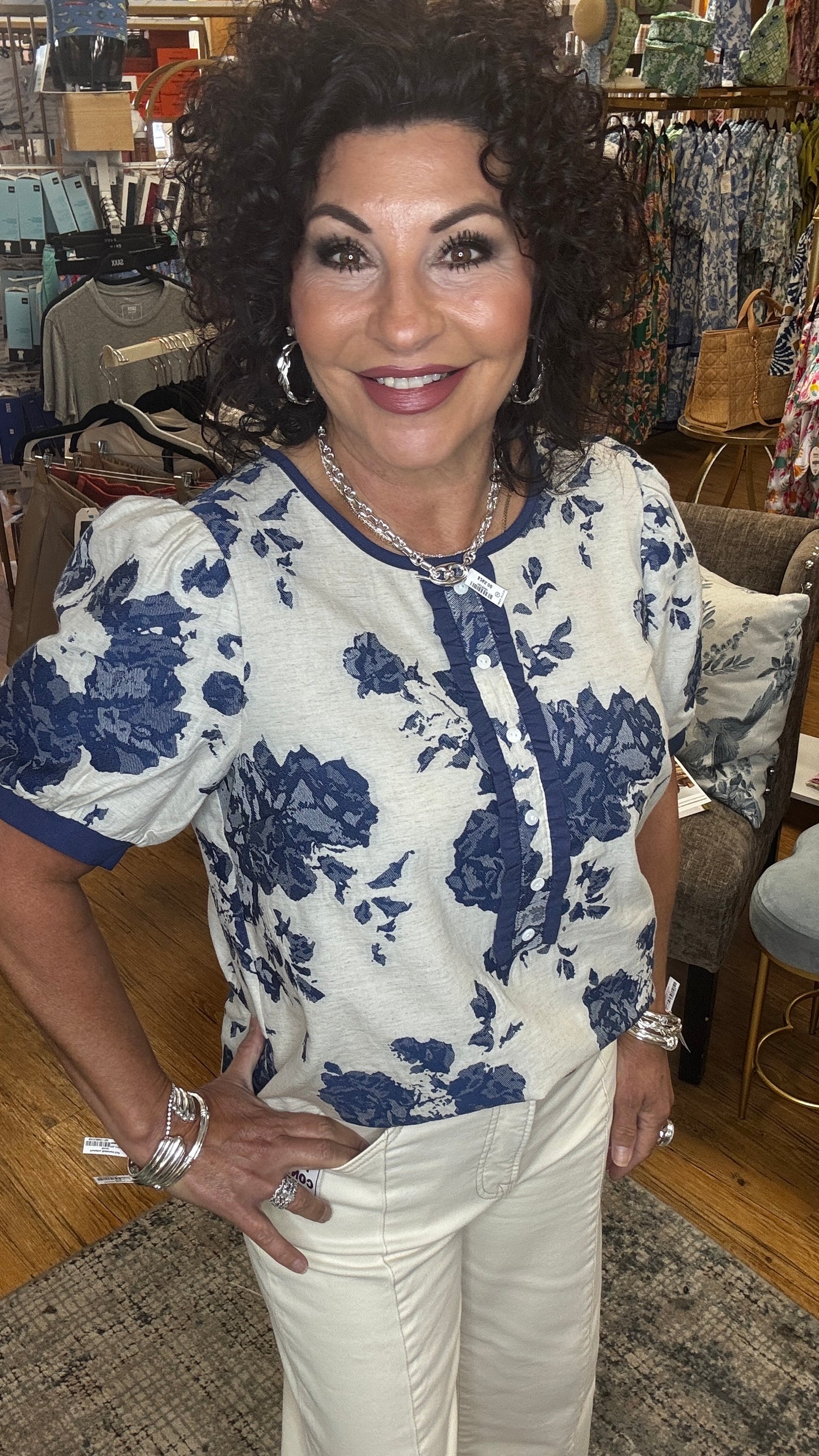 Jacquard Print Top w/Quater Button