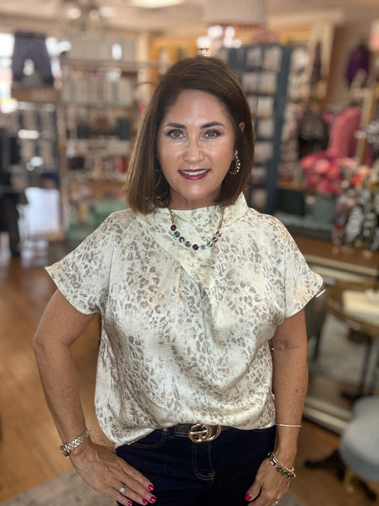 China Collar Short Sleeve Top