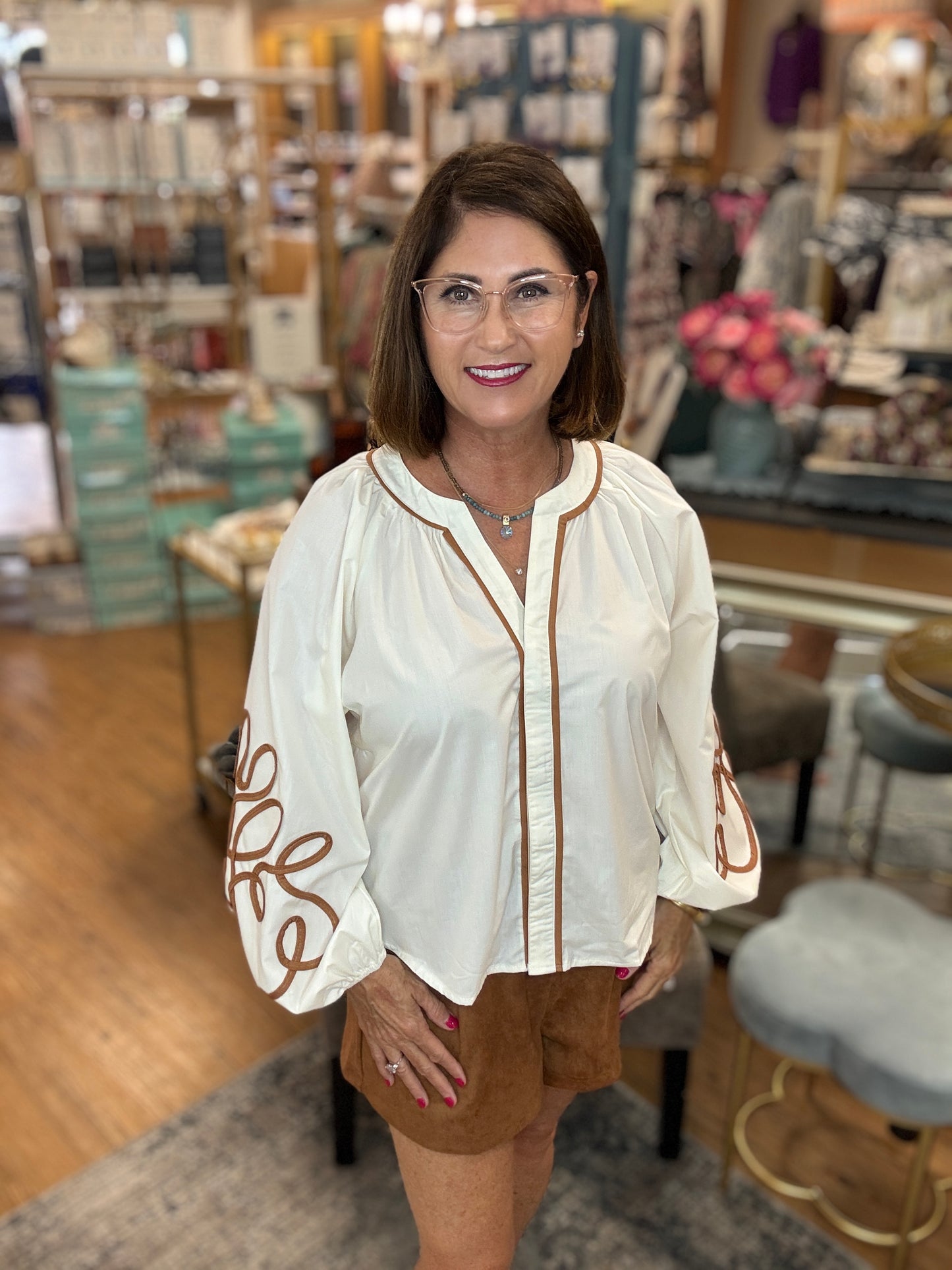 Detailed embroidery Blouse