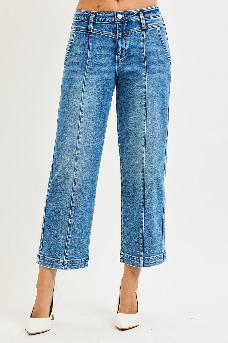 Slouchy Crop Baggy Jeans w/Flap Pocket Detail