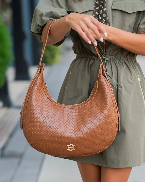 Winslow Curved Bag